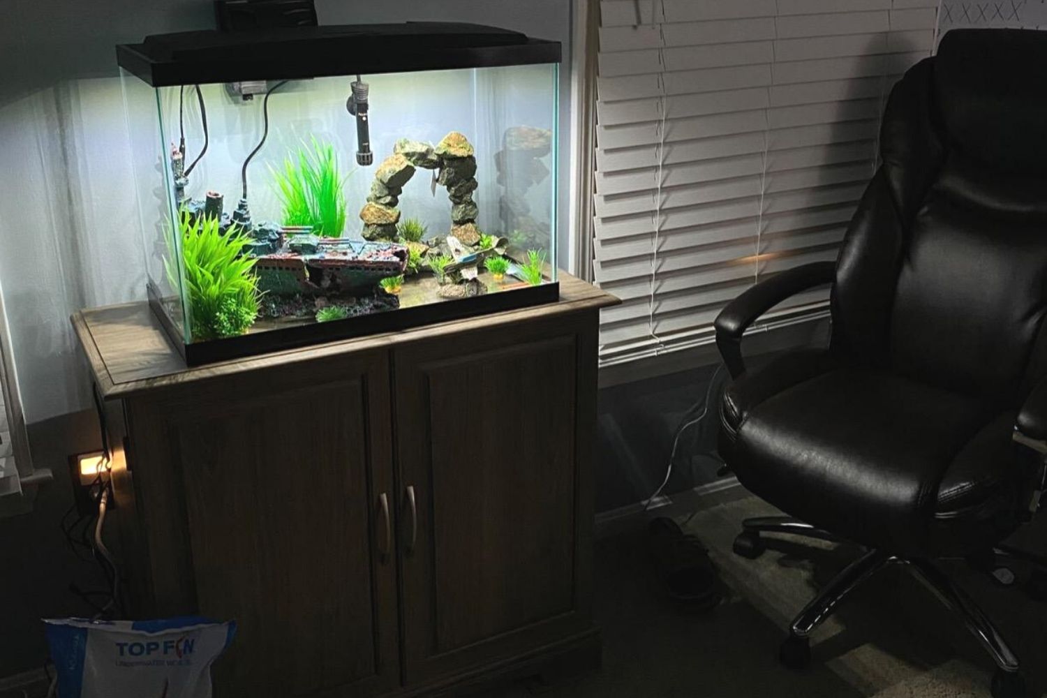 The Best 20 Gallon Fish Tank Stand Option